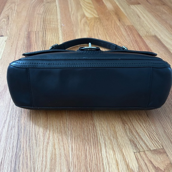 COACH CITY WILLIS - 65th ANNIVERSARY - Picture 5 of 14